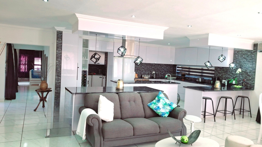4 Bedroom Property for Sale in Roodia Free State